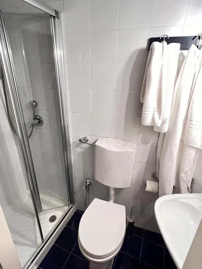 Bed & Breakfast Guest House Biondi Rome Italy